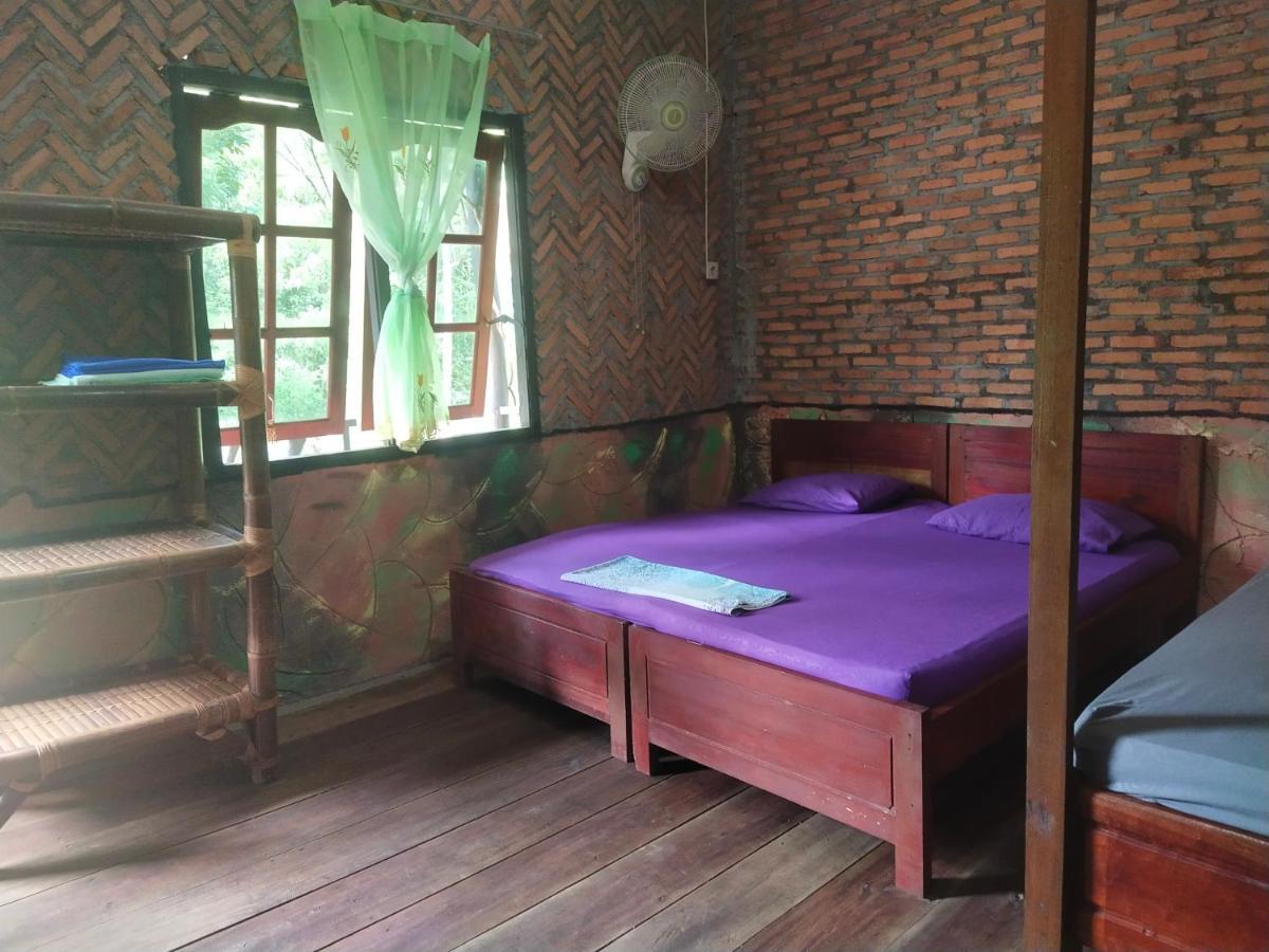 Mountain View Cottages & Villa Tangkahan Exterior photo